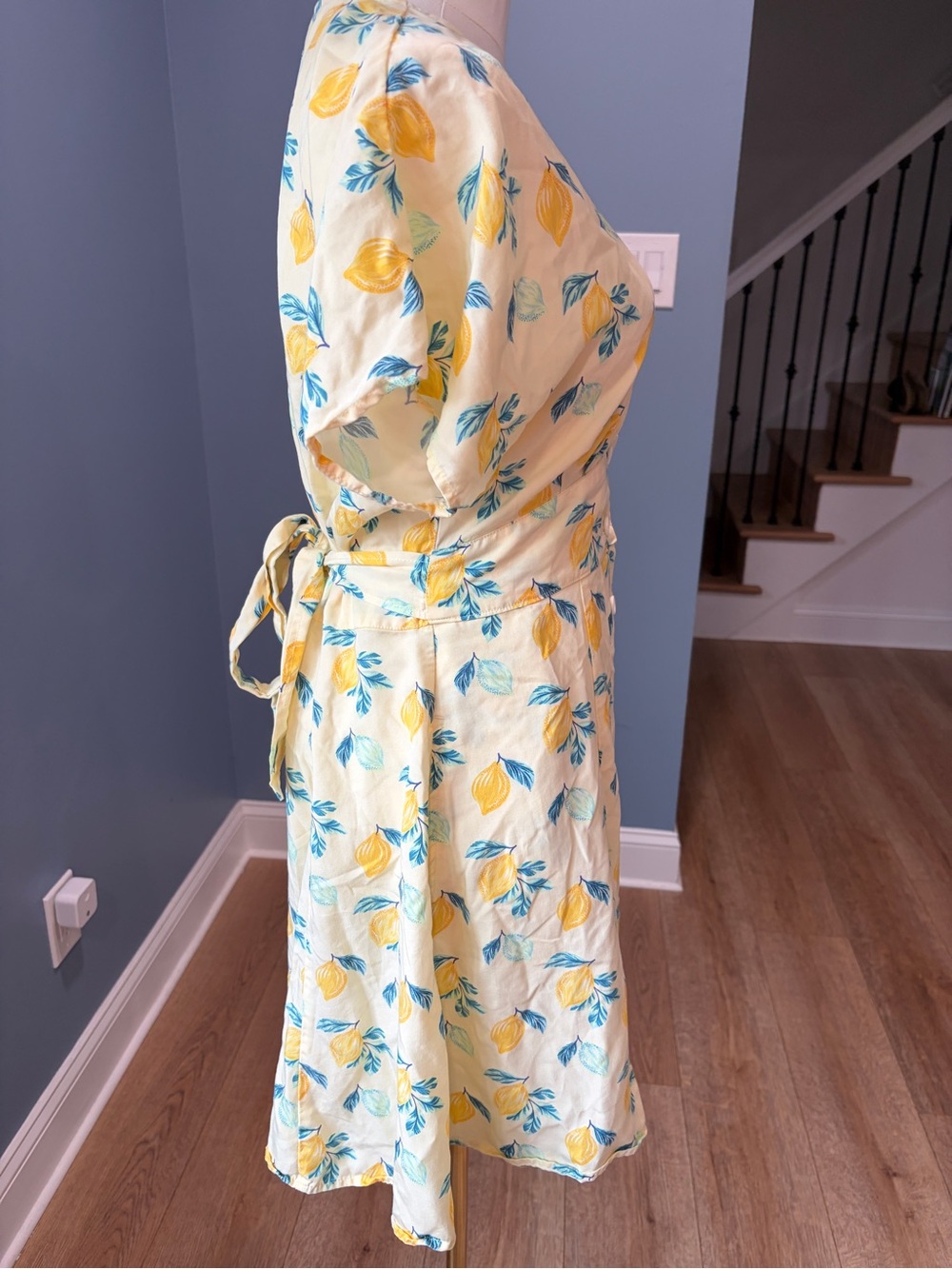 Marine Layer Lemon Print Lyocell Button Front Midi Dress Size Medium - Picture 7 of 12
